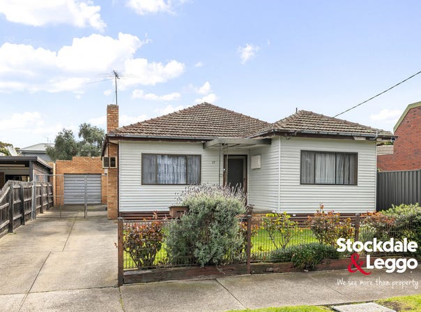 17 Plymouth Avenue, Pascoe Vale, Vic 3044