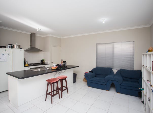 12 whimbrel Crescent, Coodanup, WA 6210