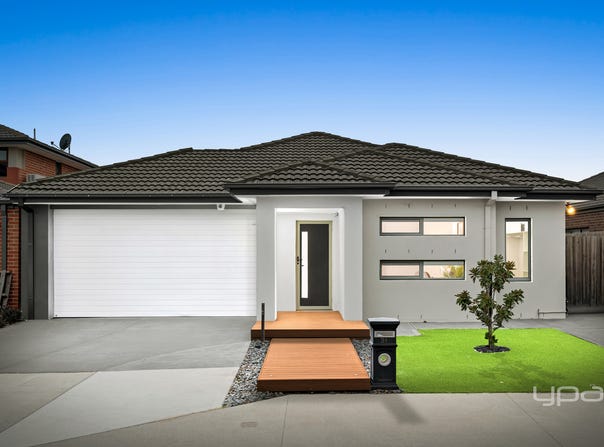 31 Cloudy Crescent, Point Cook, Vic 3030