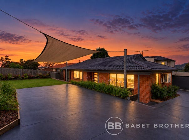 1/7 Monteith Crescent, Endeavour Hills, Vic 3802