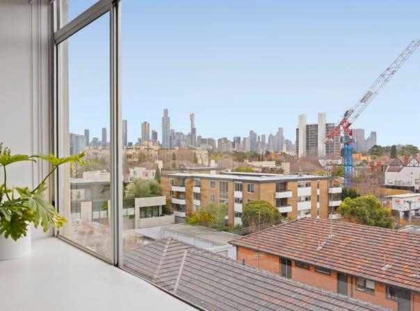31/166 Toorak Road West, South Yarra, Vic 3141