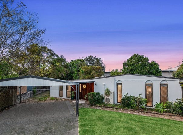 5 Fathom Close, Jamboree Heights, Qld 4074