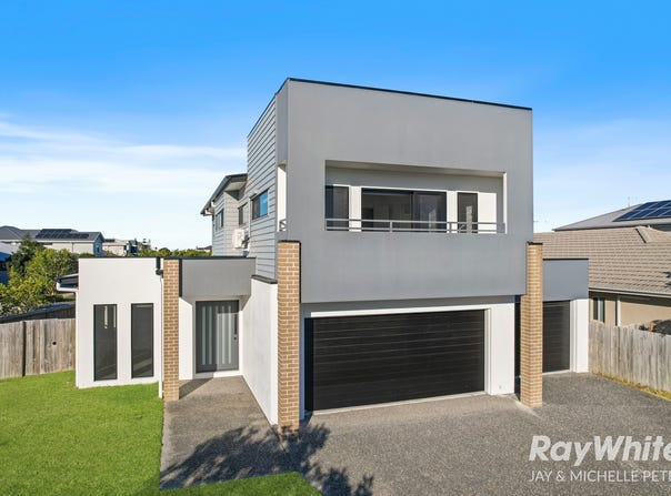 10 Compass Way, Newport, Qld 4020