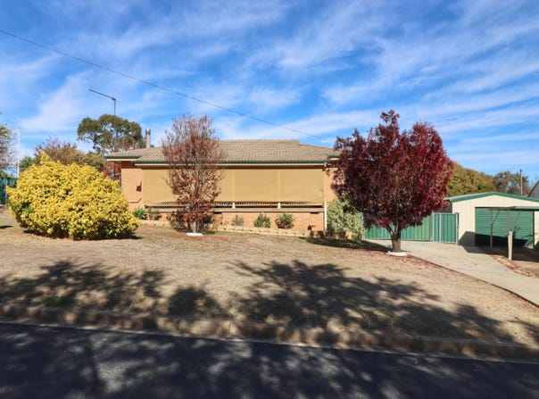 15 Wollowra Street, Cowra, NSW 2794