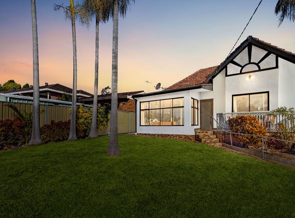 2 Riverside Crescent, Marrickville, NSW 2204