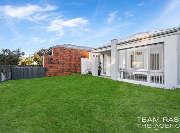 3/3 Darling Chase, Wandi, WA 6167
