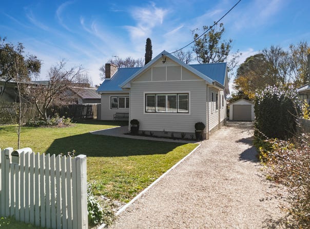 73 Mann Street, Armidale, NSW 2350