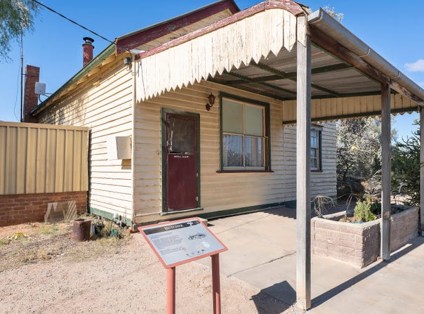 28 Wattle Street, Manangatang, Vic 3546