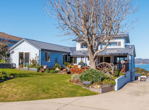17 Cocora St, Eden, NSW 2551