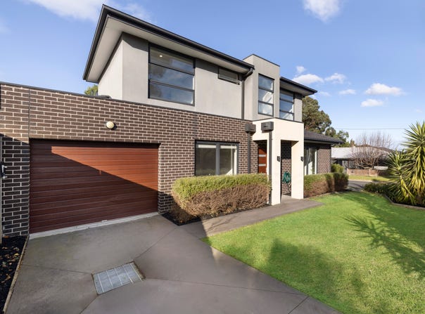 92 Grayson Drive, Scoresby, Vic 3179