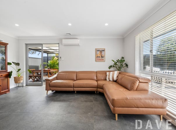 10 York Road, Greenwood, WA 6024