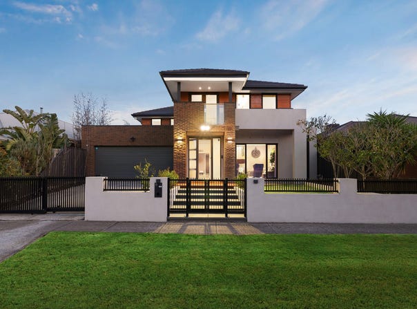 8 Feather Place, Point Cook, Vic 3030