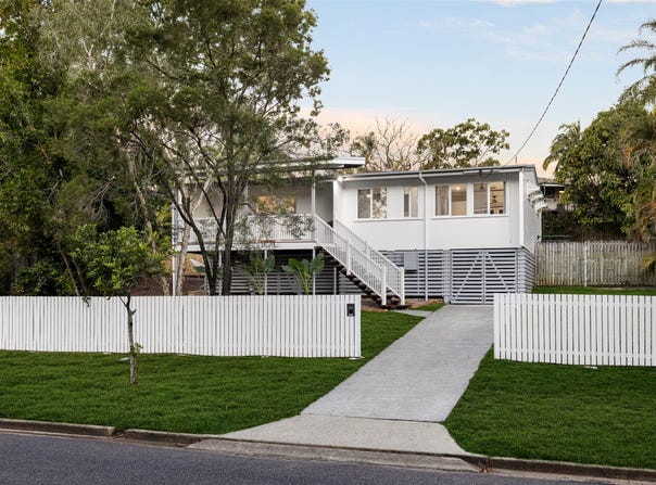 67 Falkirk Street, Stafford Heights, Qld 4053