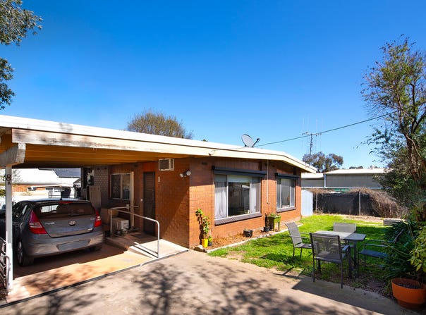 8A Bull Street, Castlemaine, Vic 3450