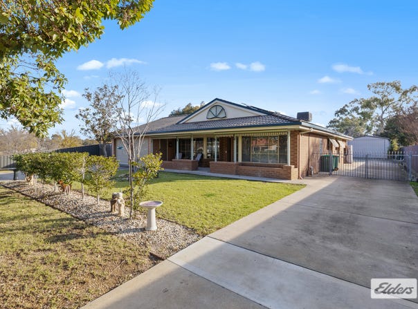 111 High Street, Howlong, NSW 2643