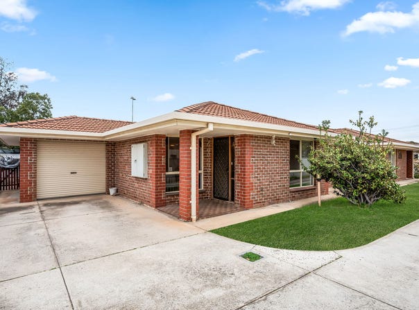 2/11 Cooke Cresent, Royal Park, SA 5014