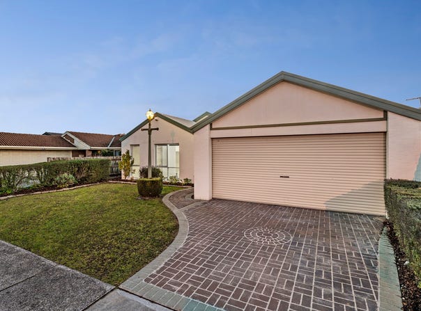 33 County Drive, Berwick, Vic 3806