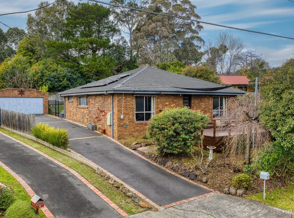 10 Kilborn Court, Kilsyth, Vic 3137