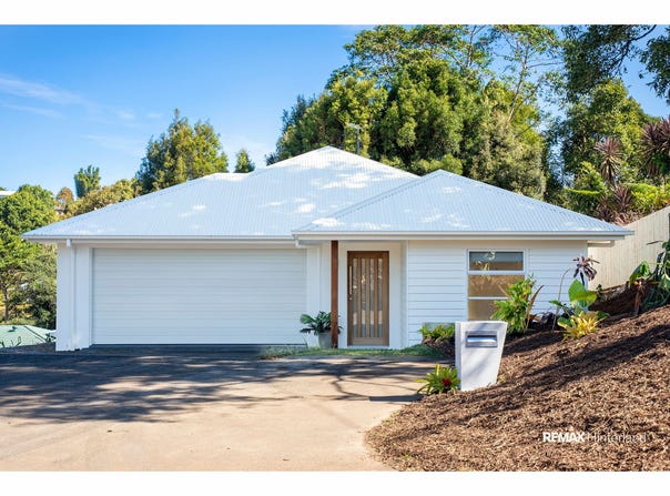 24 Ash Street, Maleny, Qld 4552
