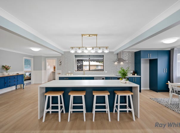 65 Pacific Road, Surf Beach, NSW 2536