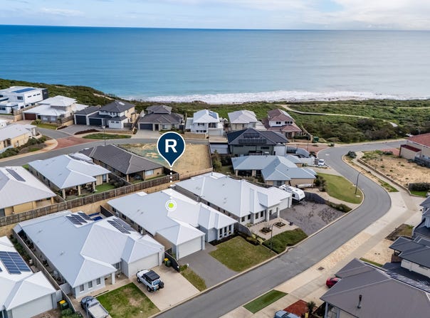 54 Torwood Edge, Halls Head, WA 6210