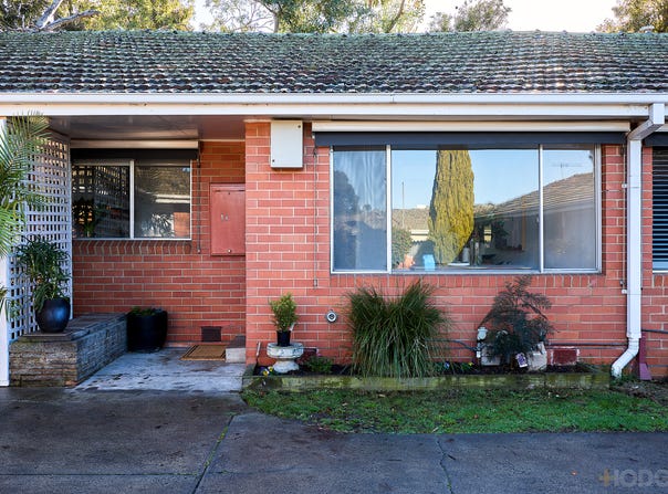 13/109 Weatherall Road, Cheltenham, Vic 3192