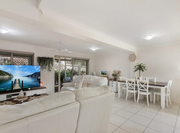 70/14 Bourton Road, Merrimac, Qld 4226