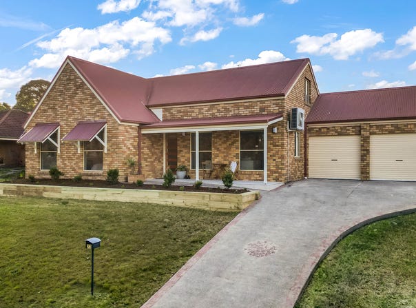 22 Canterbury Drive, Morpeth, NSW 2321