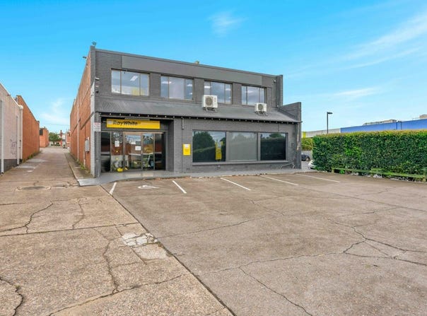 11 Haigh Avenue, Nowra, NSW 2541