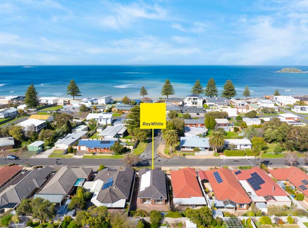 15 Ainslie Roberts Drive, Encounter Bay, SA 5211