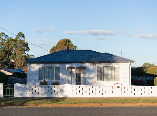 15 Jones Street North, Westbury, Tas 7303