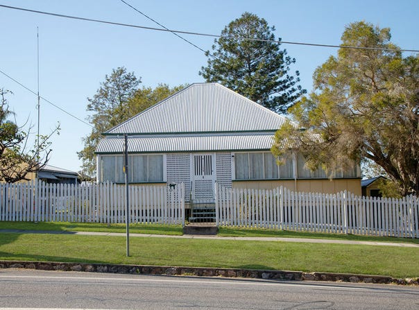 57 Pine Mountain Rd, North Ipswich, Qld 4305