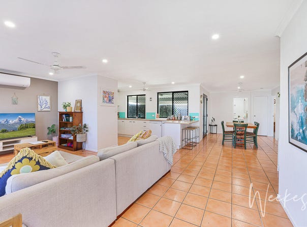 6 Sunseeker Avenue, Bargara, Qld 4670