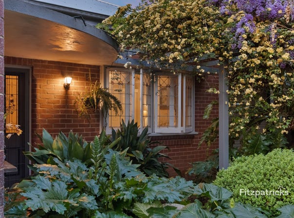 9 Hill Street, Turvey Park, NSW 2650