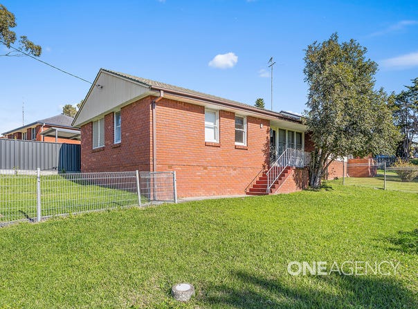 16 Gilba Road, Koonawarra, NSW 2530