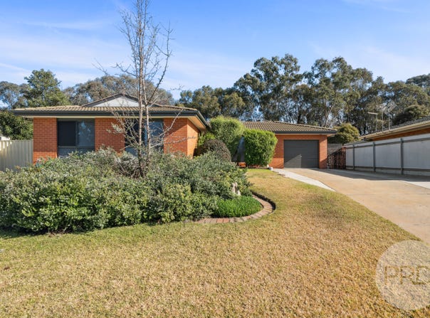 7 Egret Place, Estella, NSW 2650