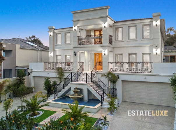 11 Palmerston Crescent, Wheelers Hill, Vic 3150
