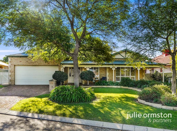 6 Buvelot Place, Woodvale, WA 6026