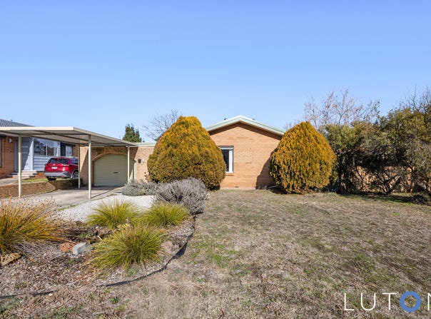 7 Clambe Place, Charnwood, ACT 2615