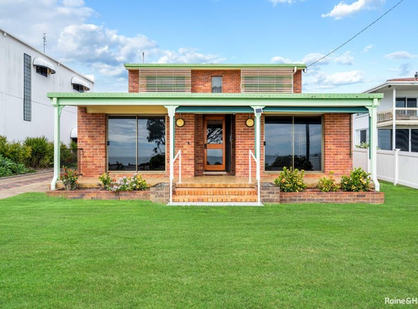 89 Esplanade, Point Vernon, Qld 4655