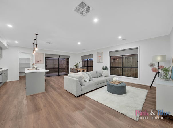 1 Valais Way, Rockbank, Vic 3335