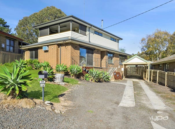 19 Paddock St, Whittlesea, Vic 3757