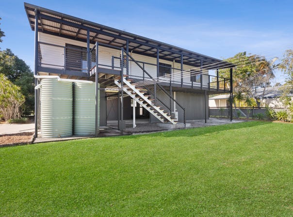 3 Doric Court, Cooloola Cove, Qld 4580