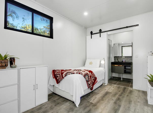 26 Noogie St, Macleay Island, Qld 4184