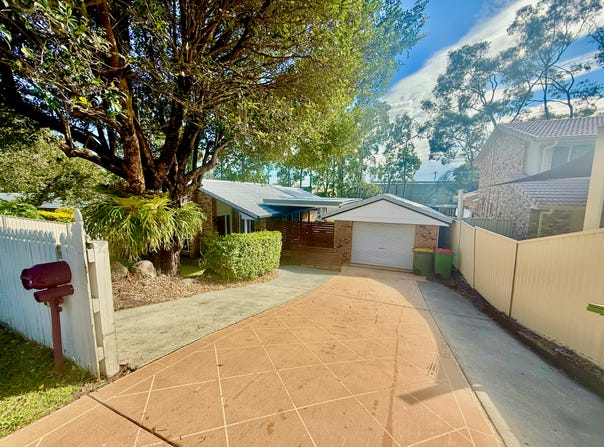 40 Open Drive, Arundel, Qld 4214