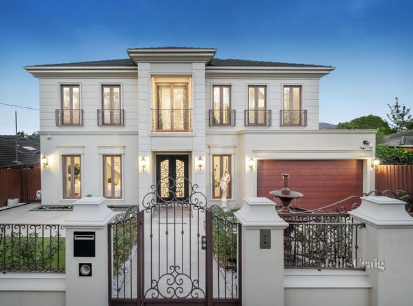 18 Compton Street, Glen Waverley, Vic 3150