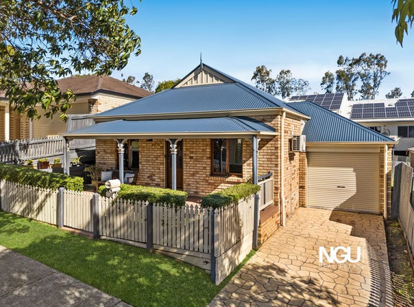 16 Elmwood Circuit, Springfield Lakes, Qld 4300