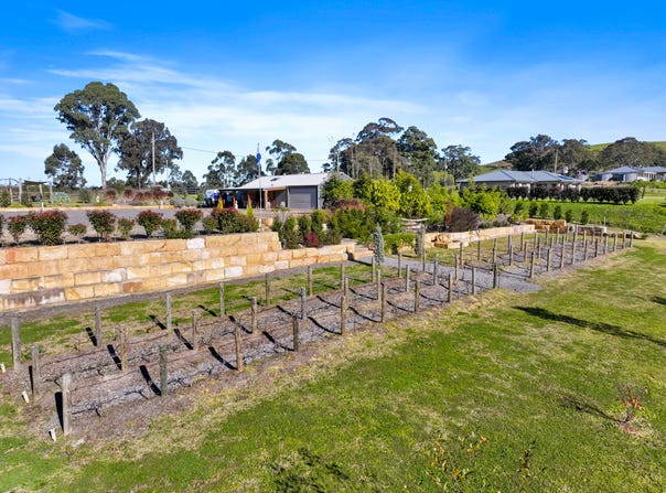 17 Fords Road, Clarence Town, NSW 2321
