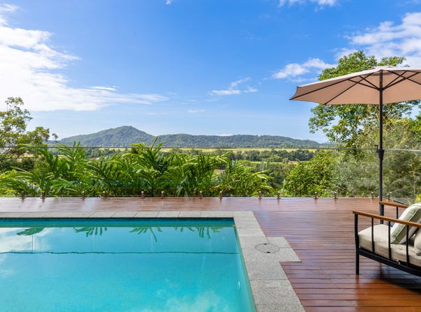 101-105 Coral Sea Drive, Mossman, Qld 4873