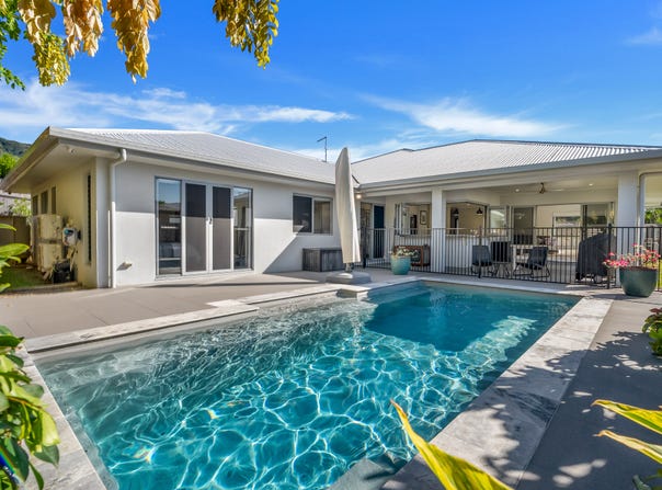 31 Whipbird Drive, Smithfield, Qld 4878